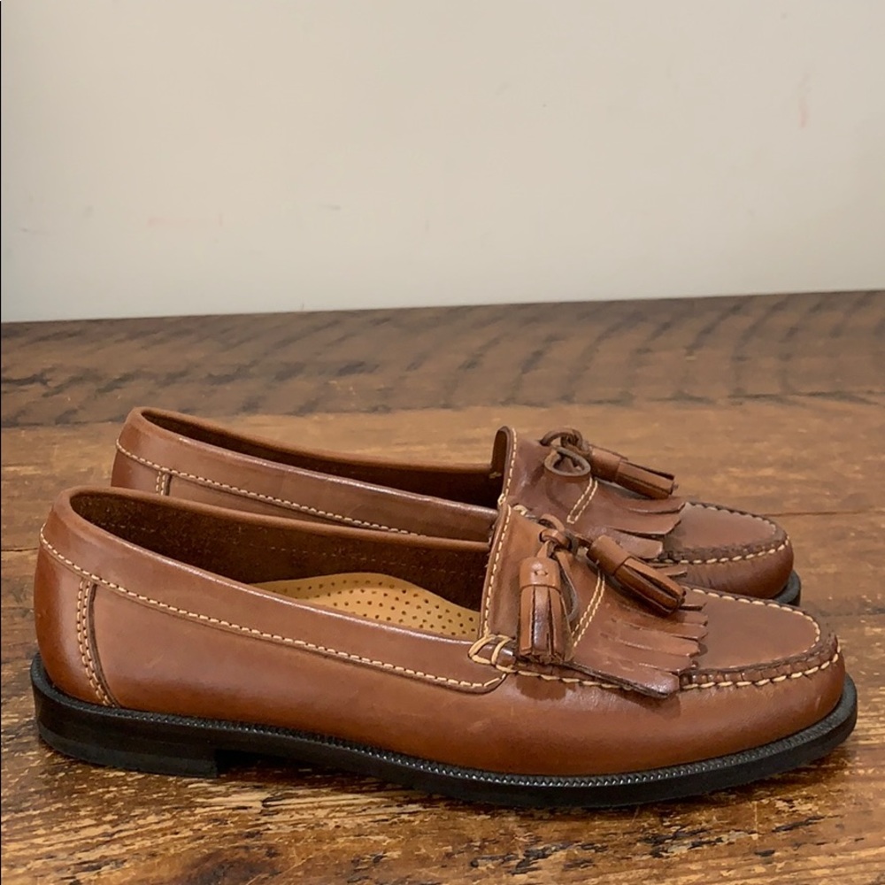 Cole Haan Tassel Moc Leather Loafers  Size 8M
